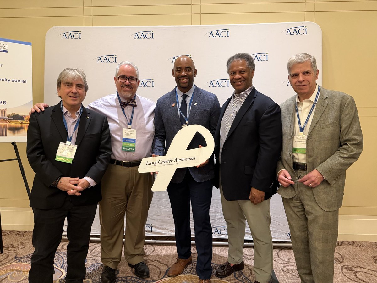 mpdrc's tweet image. #OneTeam #OneFight amazing @AACI_Cancer #AnnualMeeting #AACI2025 grateful for @chrisdraft being on our team, with amazing family of #CancerCenters! @LeonidasPlatan1 @DrRobWinn #GarySchwartz @NFL @VCUMassey @LurieCancer @caseccc @AtriumHealthWFB Comprehensive Cancer Center