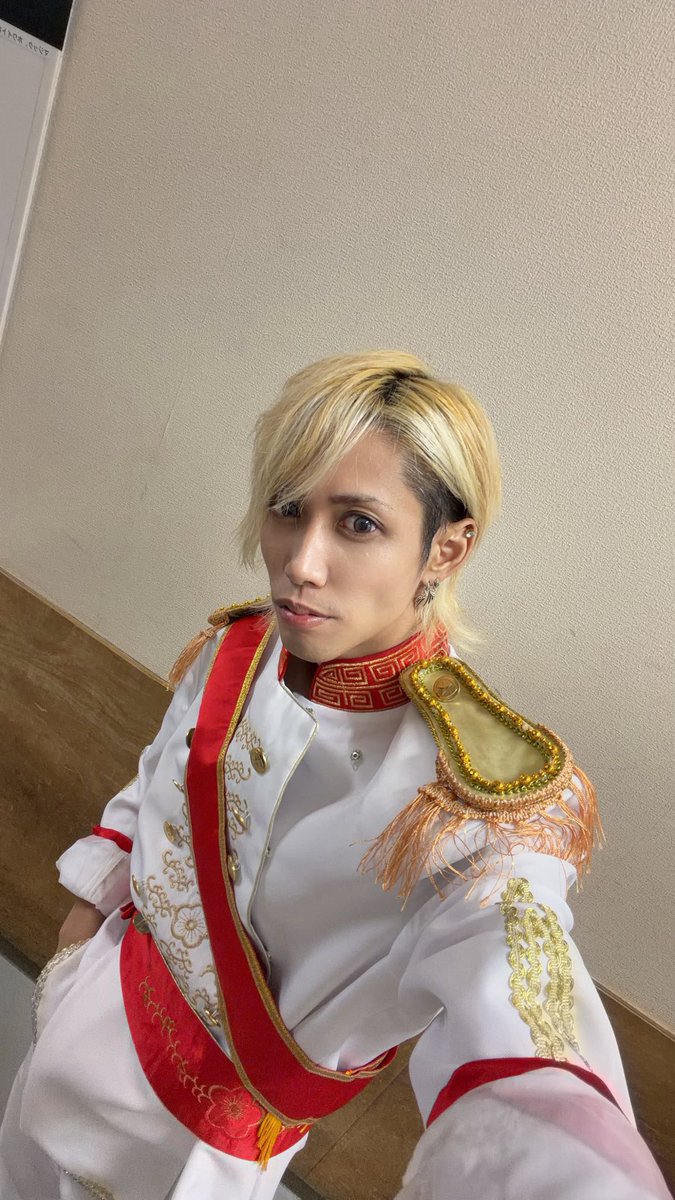 ❤️うっきぃ様❤️ 👻きぃちゃんの刺繍🤍🌷🩵 on X