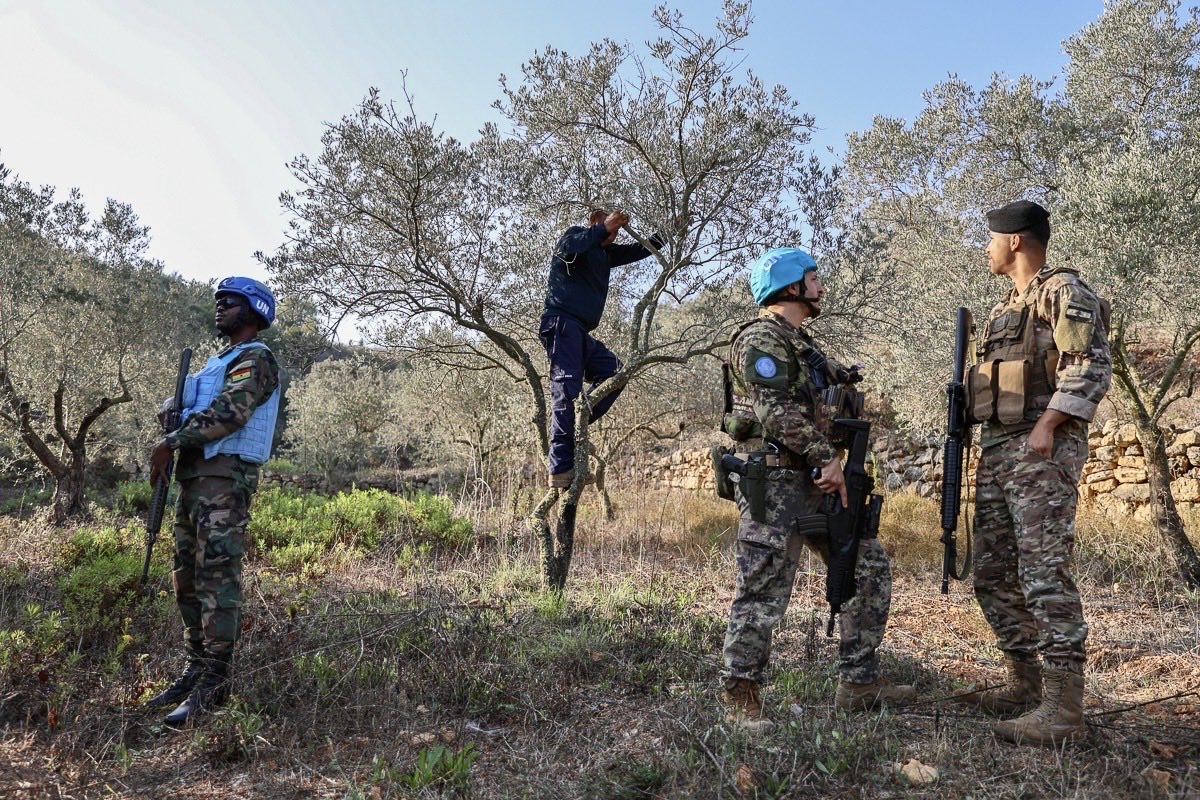 UNIFIL peacekeepers, together with the <a href="/LebarmyOfficial/">الجيش اللبناني</a>, are supporting local farmers reach their fields safely and protect their livelihoods. These efforts strengthen communities’ resilience and help them maintain their way of life.