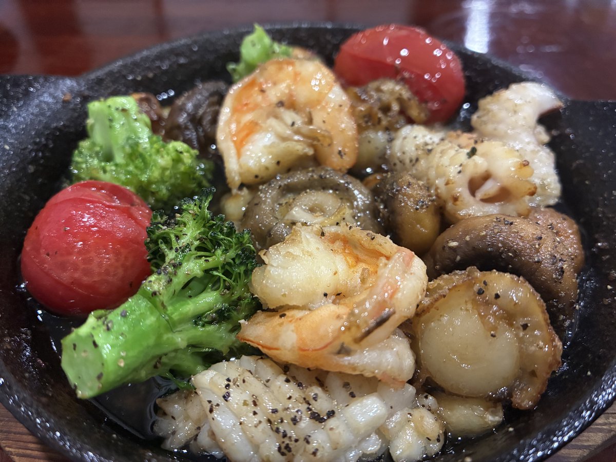 ほんずつのアテ🍺
意外と旨い👍