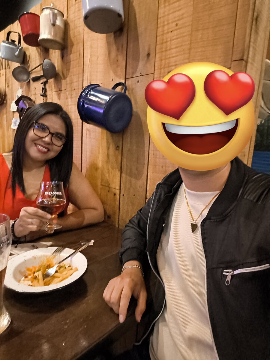 MoniFull's tweet photo. Le tapo la cara a mi Amix #ElPosta porque después su ganado se enoja. 🤭 https://t.co/Ogm3PExPik