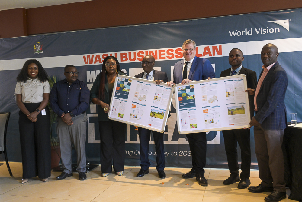 WorldVisionZamo's tweet image. 🌊💧 World Vision Zambia has launched its WASH Business Plan, anchored on “Mapping the Blue Thread.”

With support from Government, partners &amp;amp; media, we’re ensuring every child enjoys the fullness of life through safe water, sanitation &amp;amp; hygiene. 💧

#WASH #BlueThread