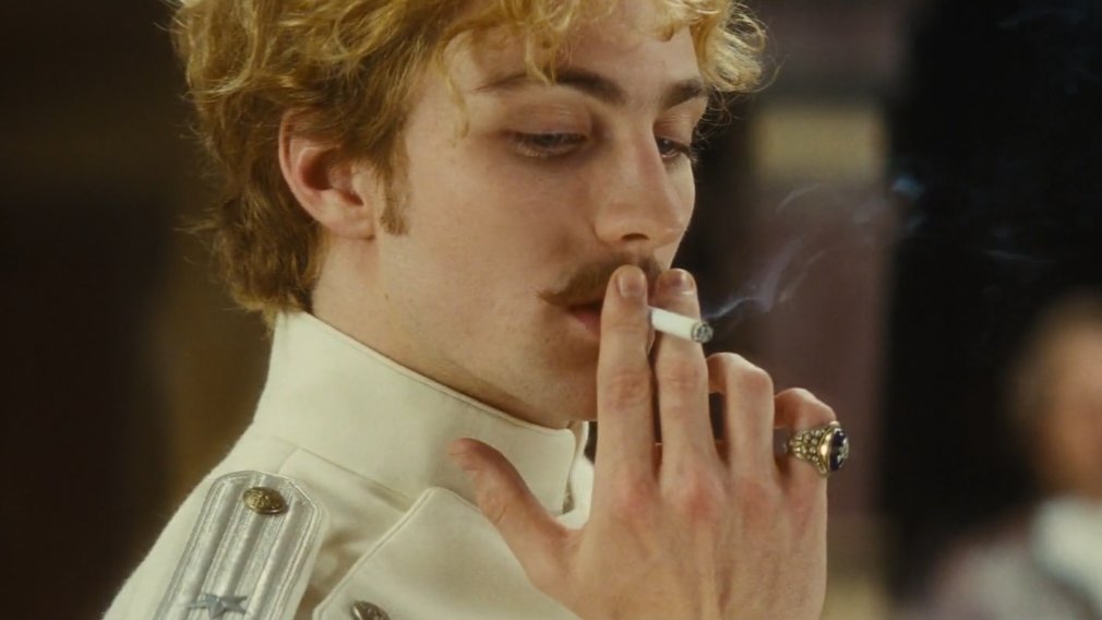suddenxfear's tweet photo. aaron taylor-johnson in anna karenina (2012) https://t.co/imp73gyjtH
