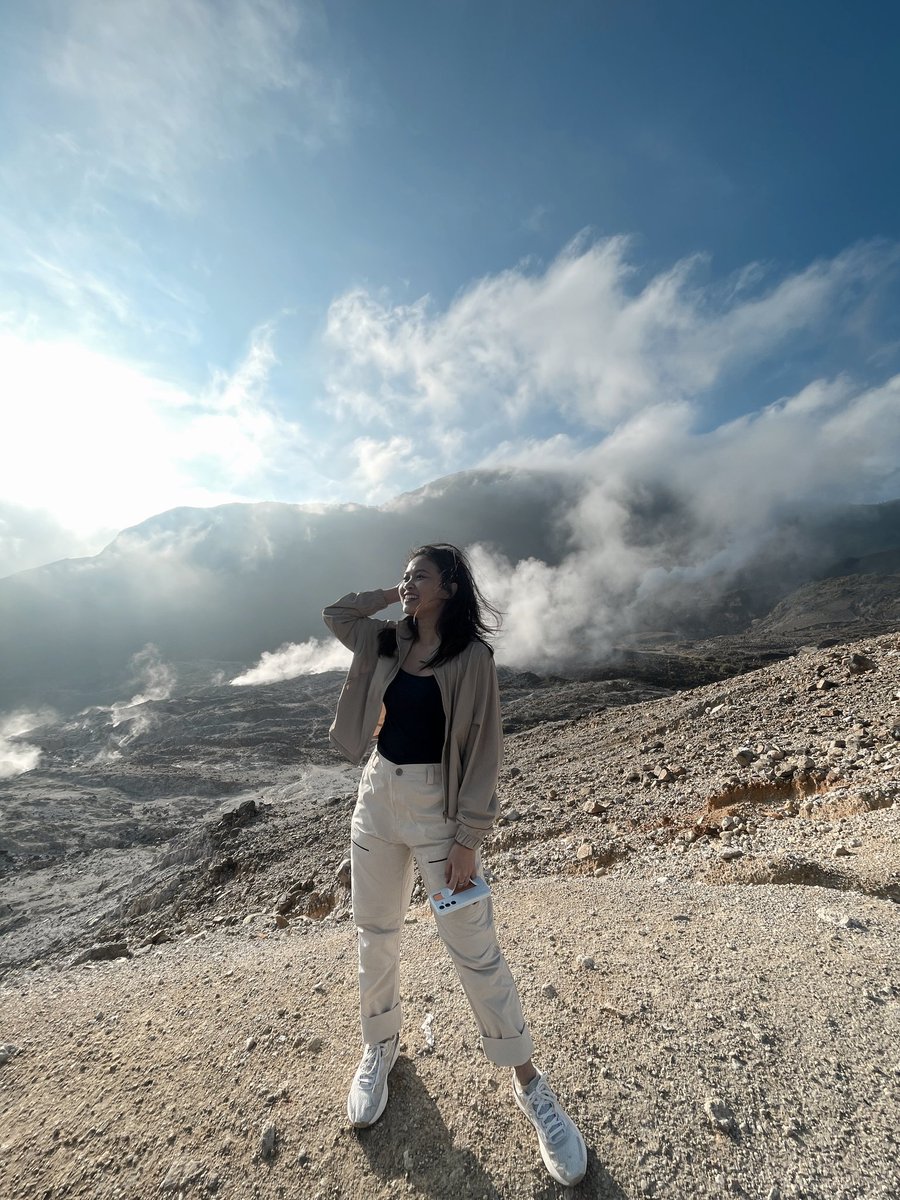 evawbw's tweet photo. tahun ini naik gunung dulu mana tahu tahun depan naik yang lain,

naik gaji 
naik pangkat
naik pelaminan
naik ...

bismillah aja dulu~~~ https://t.co/ni1sgbD6Kw