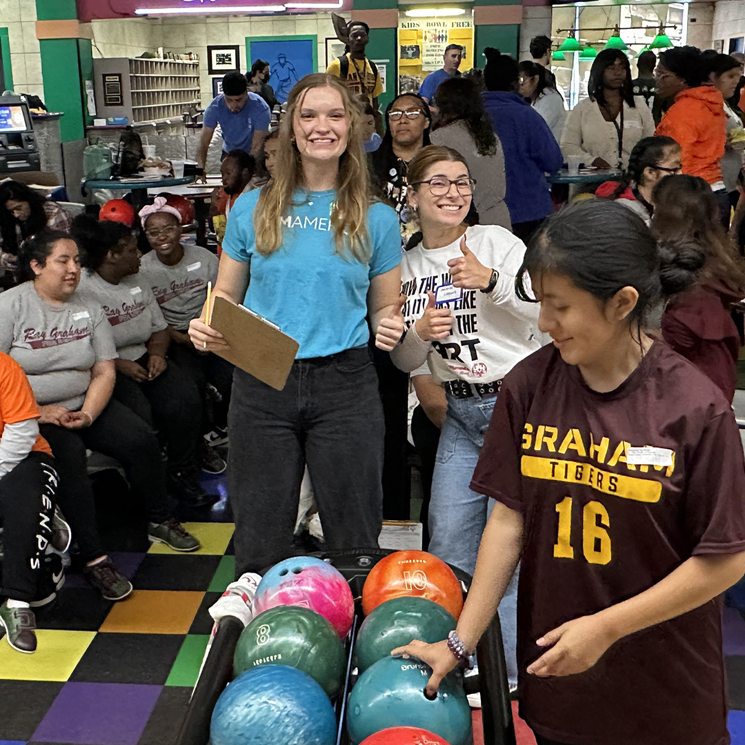 JacksonNational's tweet photo. Thank you to our Jackson and PPM America, Inc. team members for volunteering to support and cheer on @SO_Illinois athletes at their regional bowling competition held at Waveland Bowl. #Jacksoninaction #corporatephilanthropy https://t.co/iPv5gxFzlH