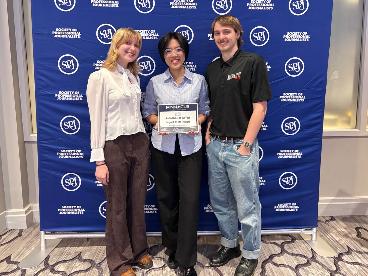 WDBM's tweet image. A little CMA recap with our amazing representatives💫 🎸  

We had such a blast at the MediaFest in DC - already missing it😍 Brought back some memories and a few wins 😉 

#msu #impact89fm #CMAMediaFest