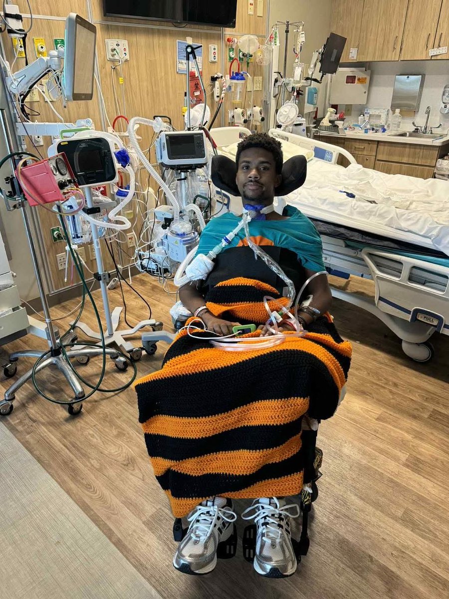 Tony Williams tweet media