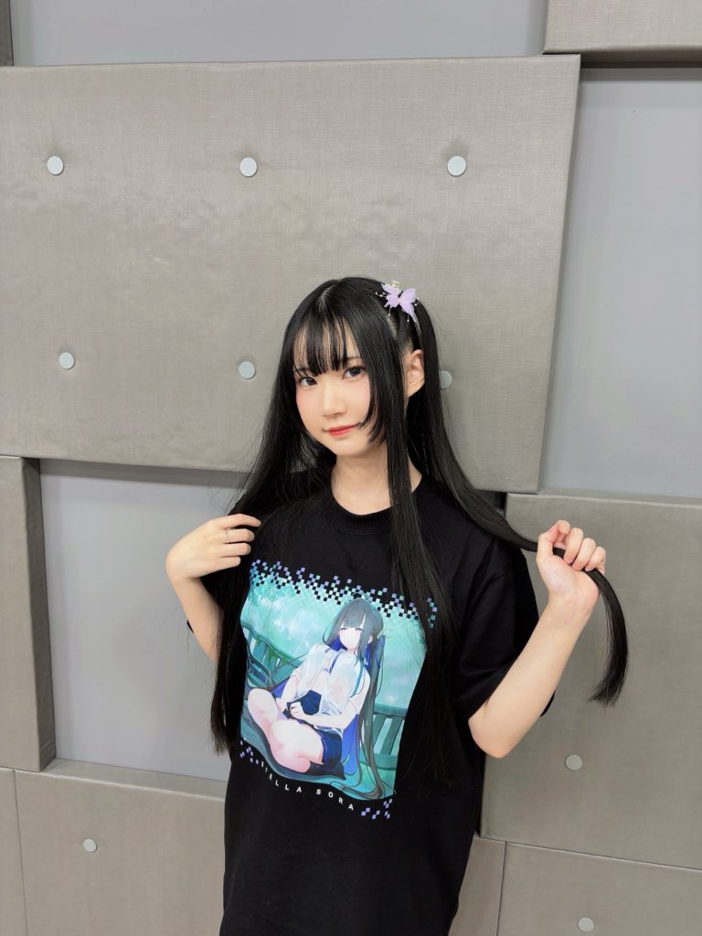 #ステラソラ

リリース記念配信ありがとうございました！！
改めてチトセちゃんを動かせて幸せでした💜

お写真は夏吉さんと今泉さんと！！

またお会いしましょうね、魔王さん！👋