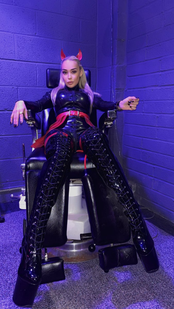 RT If You Would Let This Devil Drain Your Balls 😜