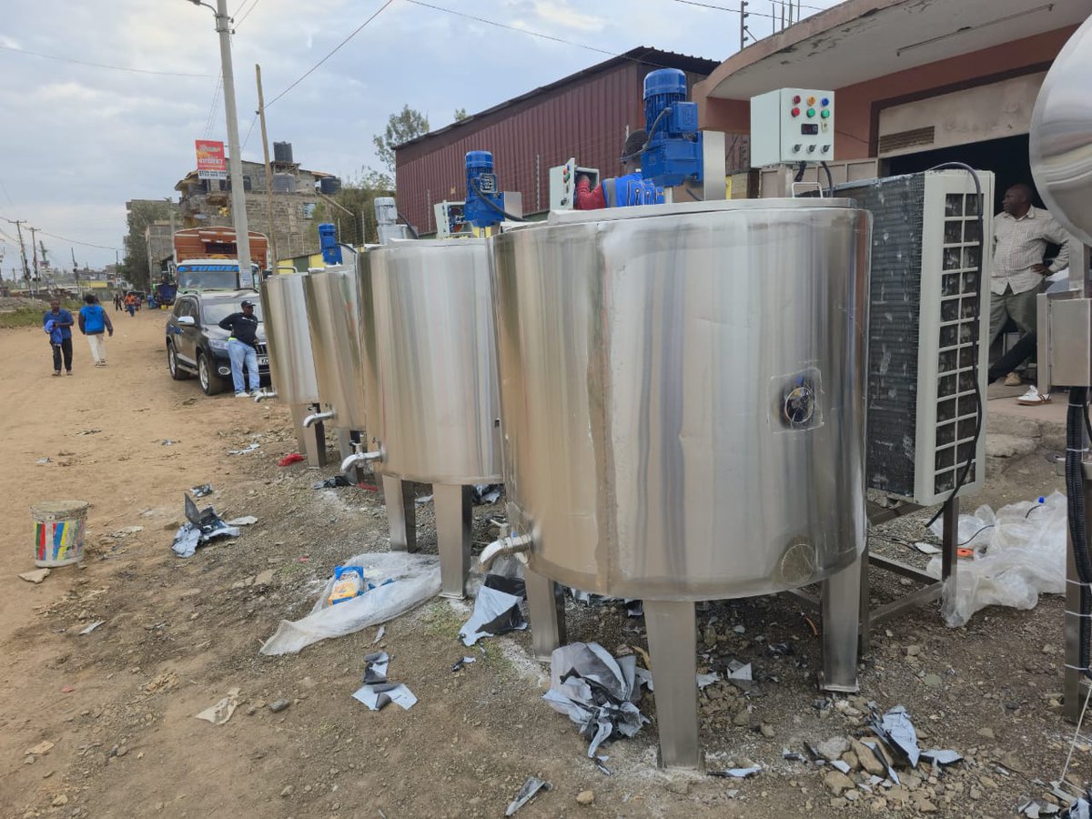 JamesMw60851110's tweet image. Milk Pasteurizer For large production upto 1000 litres.
Contact us at 0721-169-592.
#milkbusiness #yogurt  #milkprocessing #chiller #pasteurizer