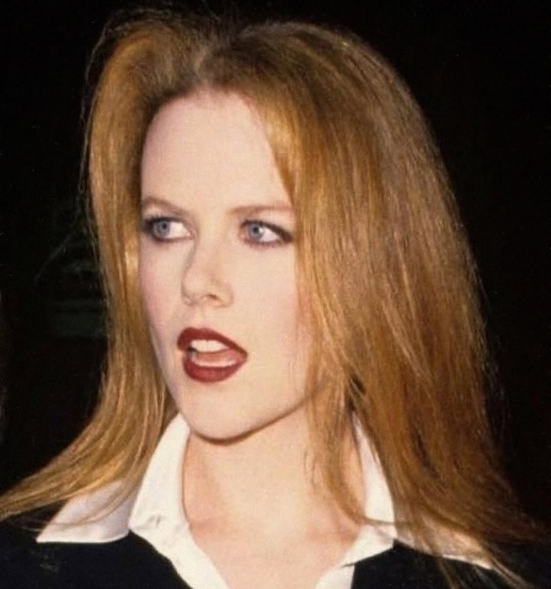 TheCinesthetic's tweet photo. nicole kidman at the premiere of interview with the vampire, 1994 https://t.co/ylUcQDFJ8G