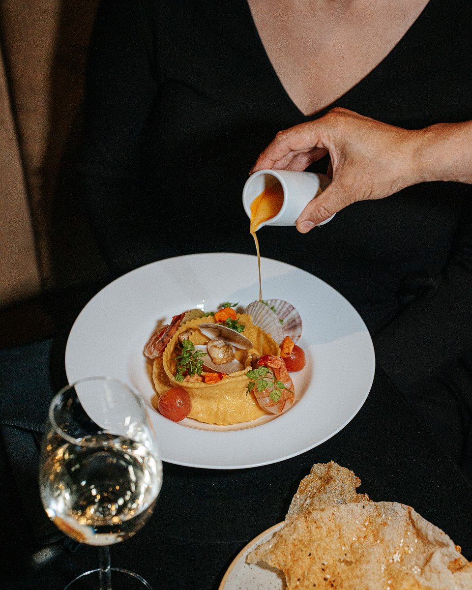 The Apron, Reimagined! 🍽️ 

"apron" at Richmond's Westin Wall Centre has welcomed a talented new chef *and* unveiled an exciting new menu. 

Learn more ➡️ bit.ly/4oAm17r 

📷 : the apron 
📍 : Westin Wall Centre

#YVREats #RichmondBC <a href="/TopChefCanada/">Top Chef Canada</a> <a href="/ChoppedCanada/">Chopped Canada</a>