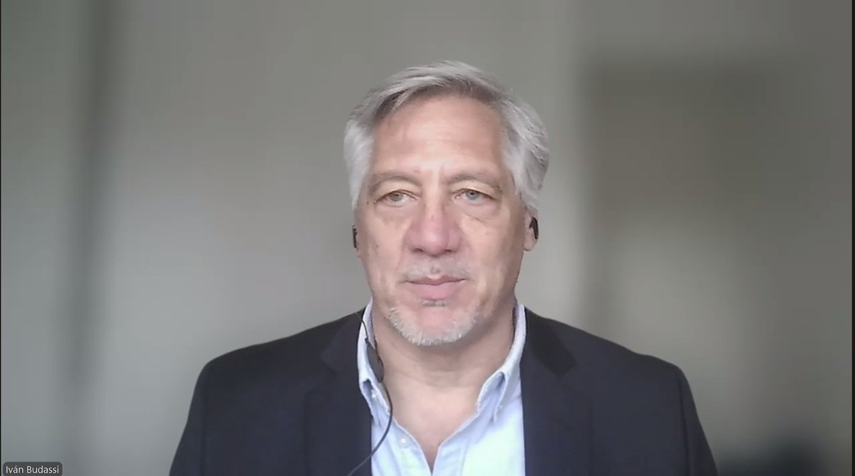 Inspiradora charla de <a href="/ivanbudassi1/">Iván Budassi</a> en #LAComunidad de <a href="/AgendaCAF/">CAF</a>
Ciencias del Comportamiento
Recordar q detrás de cada política pública hay decisiones humanas y, que entender cómo decidimos es clave para diseñar gobiernos más empáticos y digitales Diseño centrado en el ciudadano