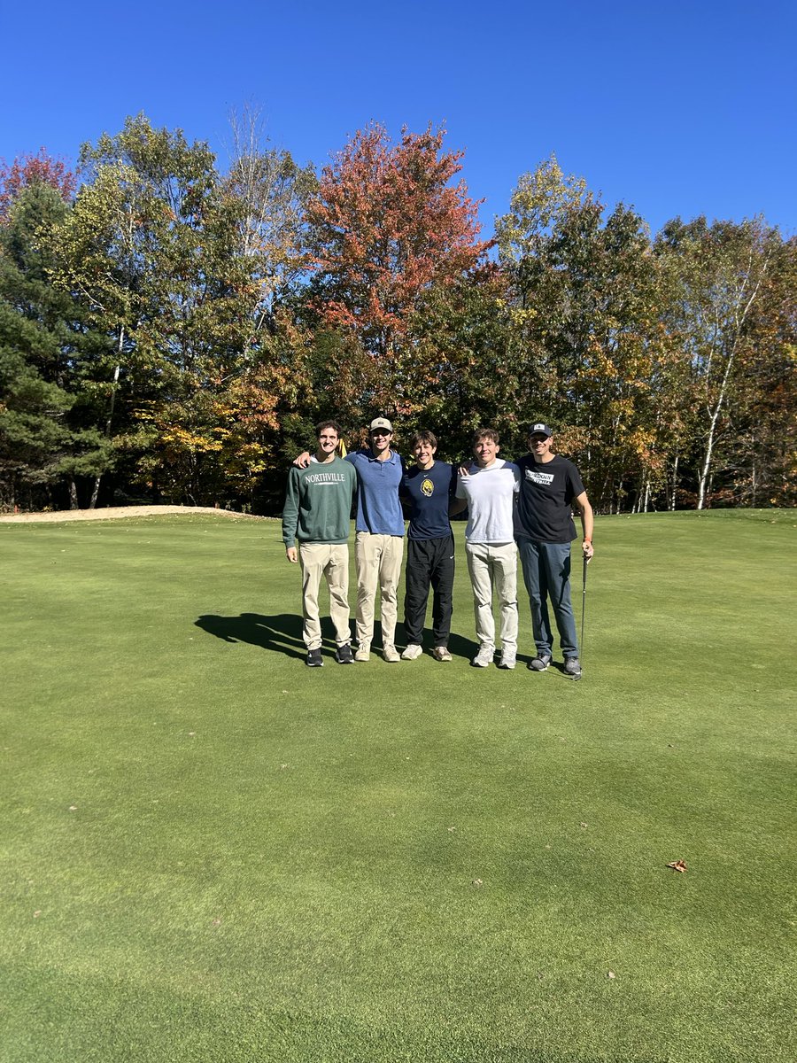 It was a great day on the golf course for the Hack-a-Whack Scramble on Saturday! Lots a fun, laughs, and balls hit into the woods 🐻‍❄️🐾⛳️