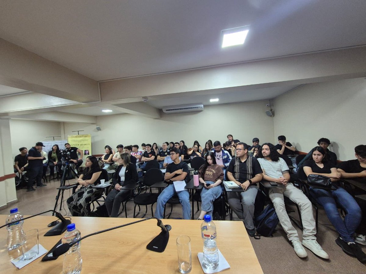 Periodistas, comunicadores y estudiantes participaron del Taller de Periodismo de Investigación realizado en <a href="/uninorte_py/">UniNorte Paraguay</a> con el objetivo de fortalecer capacidades frente a la violencia contra comunicadores. 9 de cada 10 casos siguen impunes en Paraguay. #periodismoseguro