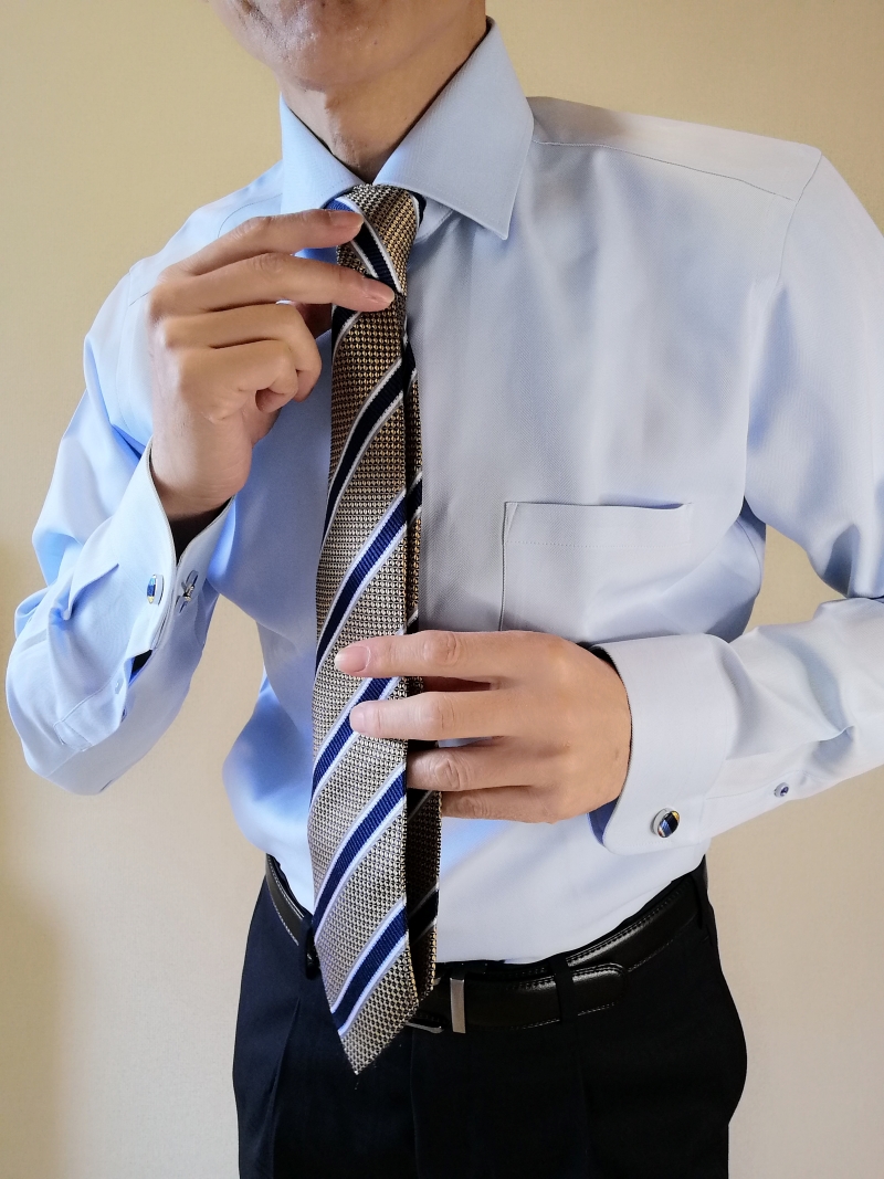 suit3200's tweet image. ダークネイビーで
プロフェッショナルな印象をアップデートしよう！
#NavySuit
#BusinessStyle
