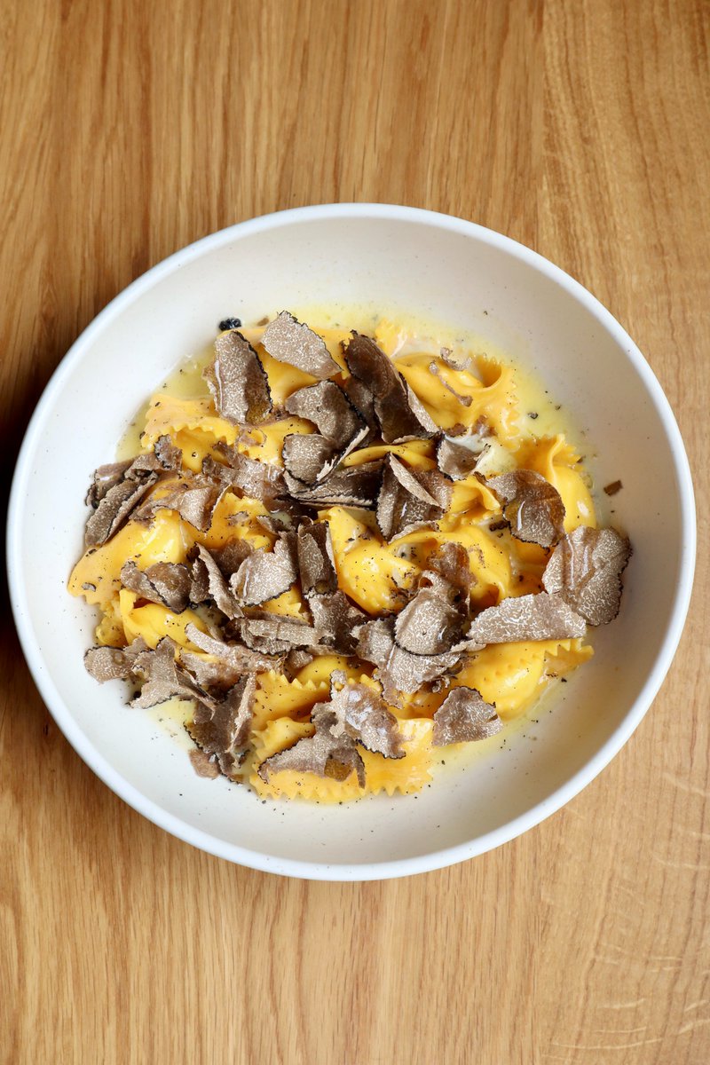 Did you know you can dine with us every day of the week?

We are also open all the way through the day on Saturdays now!