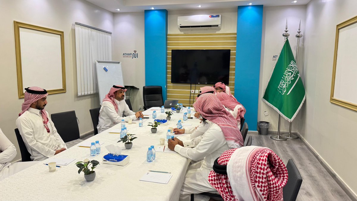 من الرياض..
خطوة جديدة وزيارة مثمرة نحو شراكة تنموية تُسهم في صناعة جيلٍ جدير بالعطاء والتميّز.
قام وفد من مشروع جدير بزيارة <a href="/atharorg/">جمعية التطوع الصحية أثر</a> 
#القطاع_غير_الربحي 
#مشروع_جدير