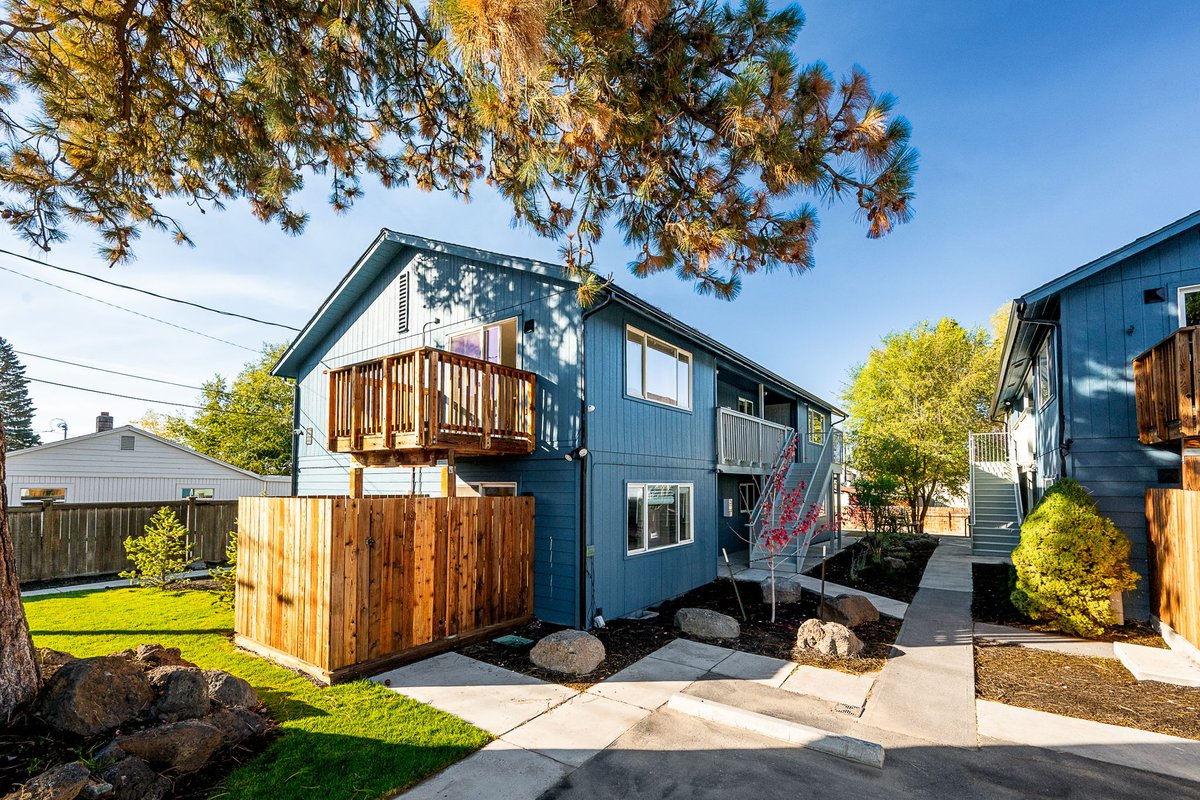 Jonathan Barr tweet media