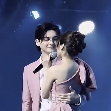 gracious_xvi's tweet photo. Titig at ngiti ng taong in love💙🦋

#FranSeth https://t.co/TdUHs5Jmo5