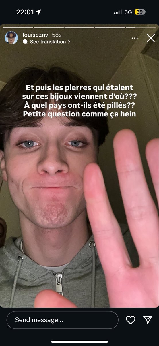Comment l’extrême-gauche réagit au vol des bijoux du Louvre : 

Mort de rire. 🤣😅