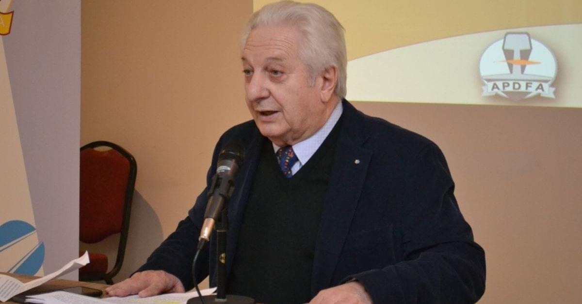 🟠➡️#LaMañanaDeLa12 Oscar Cuartango, exministro de Trabajo bonaerense: "El Gobierno impulsa modificaciones con ejes en la productividad y la reducción de costos". <a href="/OscarACuartango/">Oscar A. Cuartango</a>