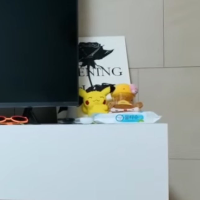 chupchupyd's tweet image. 다따라한것같진않고 참고한것같은데
개웃기다진짜