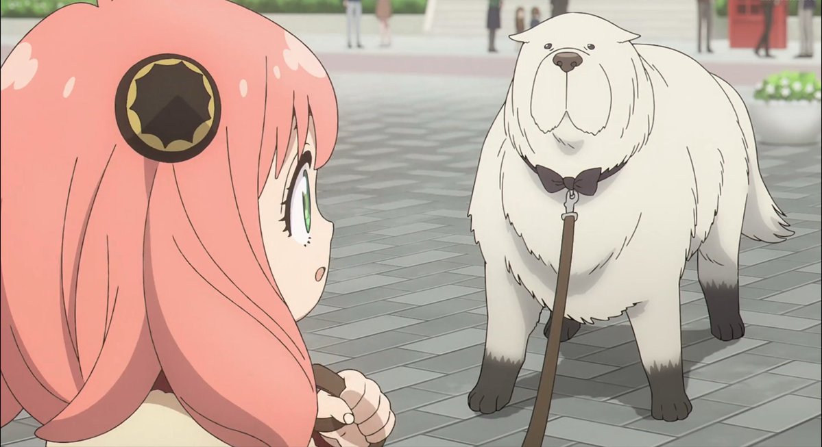 in s1 ep 15, anya was still too small to hold bond's leash but in s3 ep 1, she was already holding it by herself. she's growing up🥹 #SPY_FAMILY