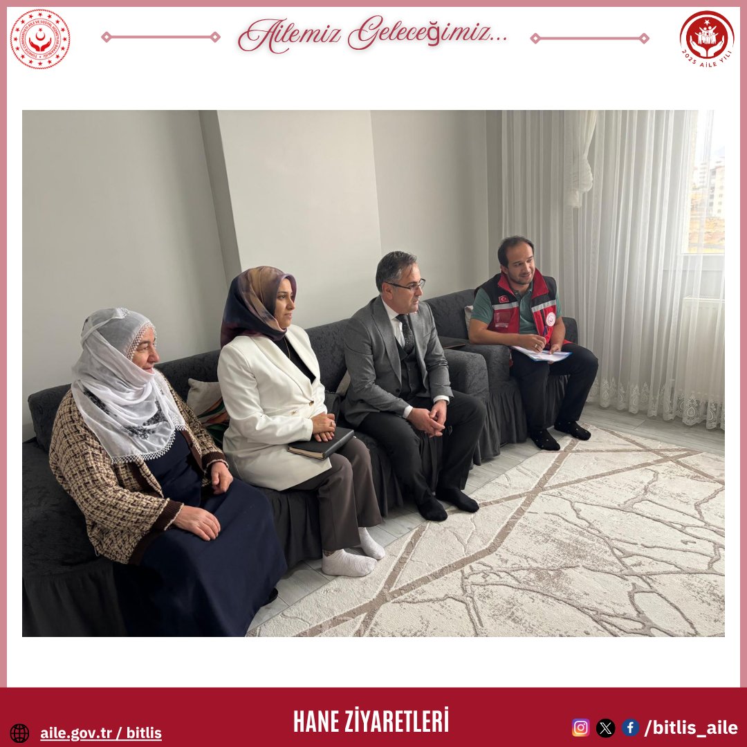 bitlis_aile's tweet image. 📌 AİLEMİZ GELECEĞİMİZ📌
2025 #AileYılı kapsamında çıktığımız bu anlamlı yolda, her ziyaret bir gönül kapısını aralıyor. 💕

📌İl Müdürümüz Vefa Akdoğan ve Bitlis SHM Kuruluş Müdür Yardımcımız Ayşegül Kaynak, Evde Bakım Hizmet Modelimizden yararlanan ailemizi evinde ziyaret…