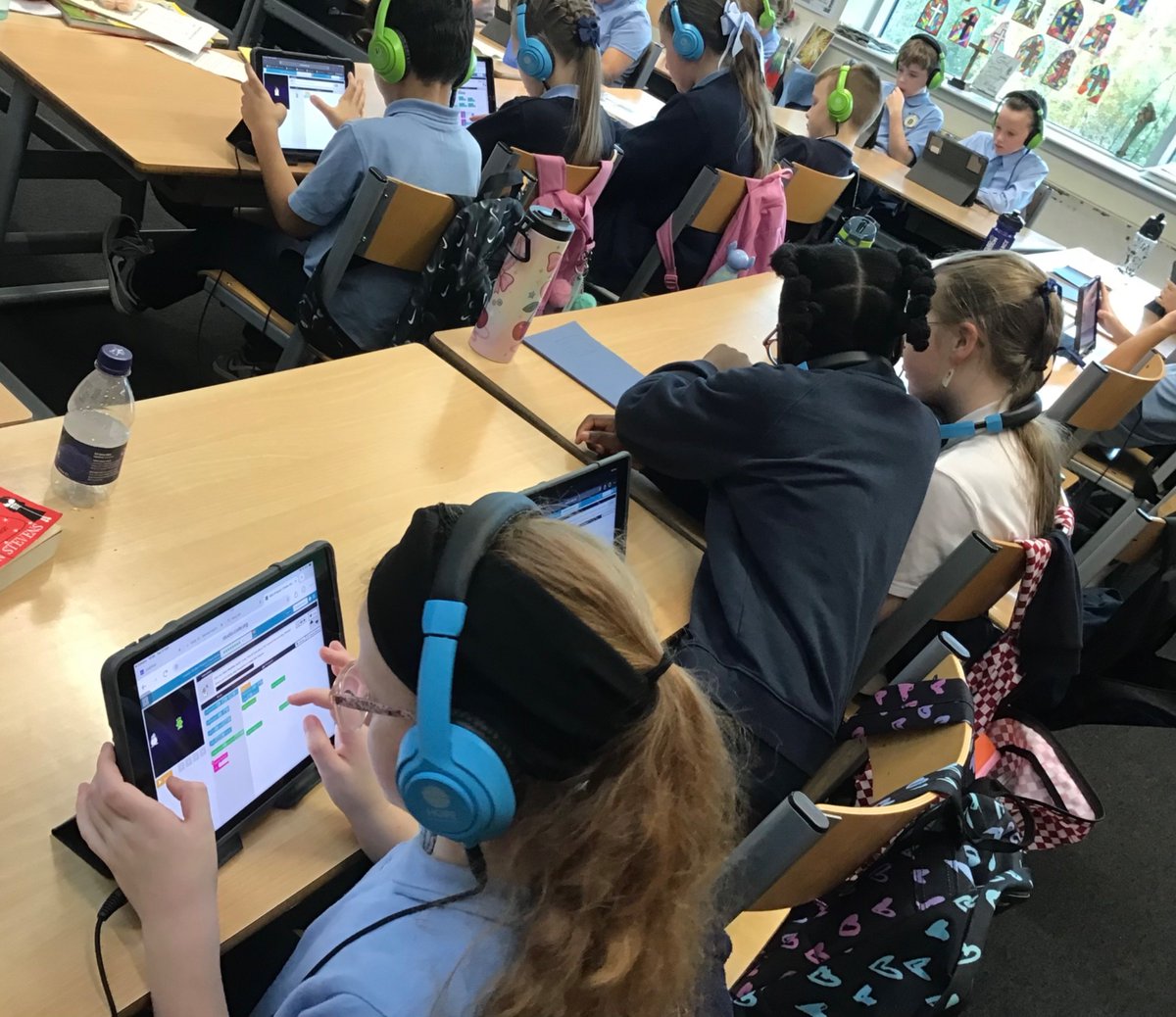 StBernardsPS's tweet image. 🎮 P5b have been exploring the Play Lab: Chase Game for #CodeWeek2025 ! 🕹️ They showed great focus, creativity, and problem-solving while coding their own mini-games. 👏💻 @CodeWeekEU @DL_for_All