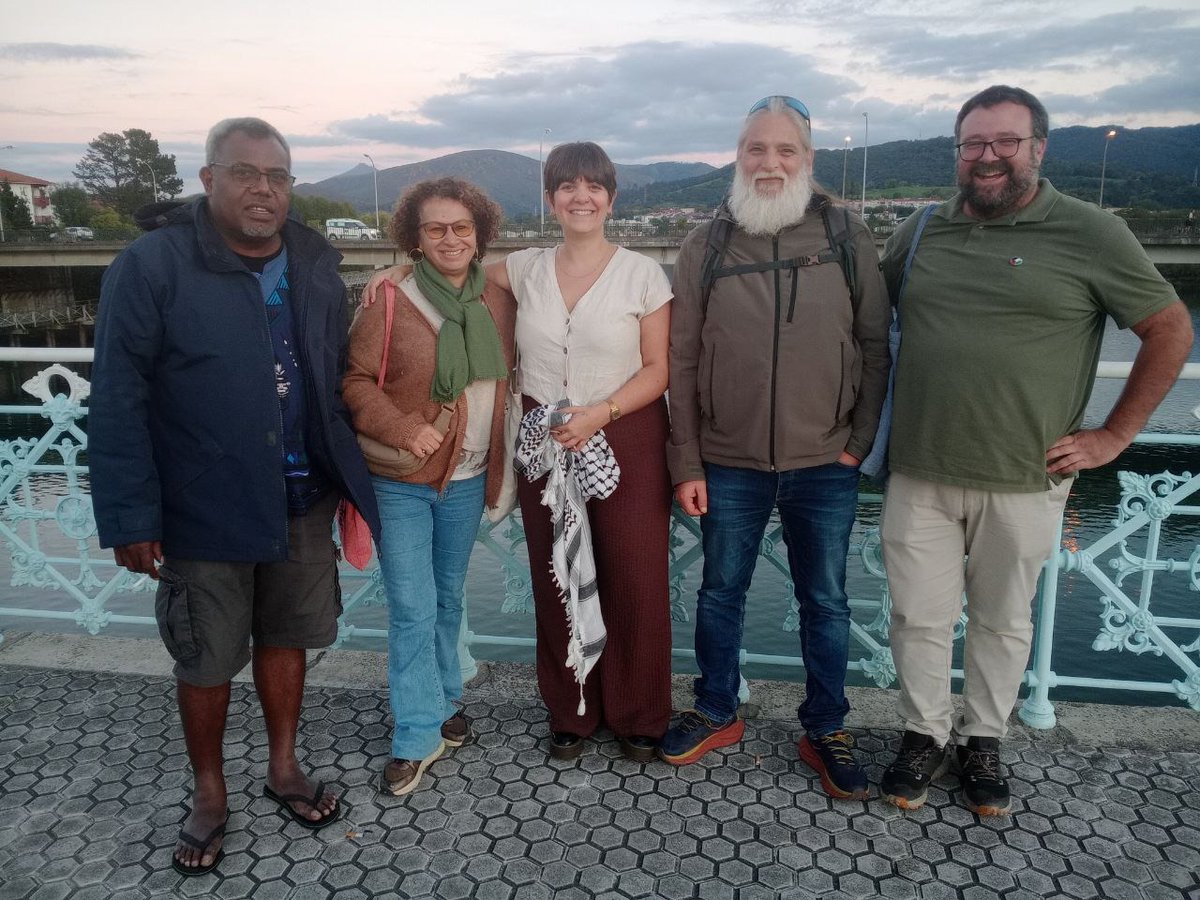 🙌Duela 3 aste, Rock Hoacas eta Mina Kherif gurekin genituen Kanakiako USTKE sindikatutik

Deskolonizazio prozesuaren inguruan, beste behin frantses Estatuak zapaltzen duena, elkar trukatzeko aukera izan dugu

🗣️Minak larunbateko mintzaldian hitza hartuko du gure 25 urteen kari