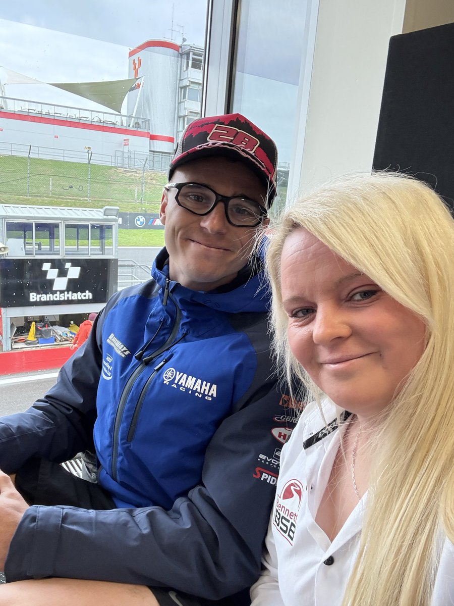 Laura Stevens tweet media