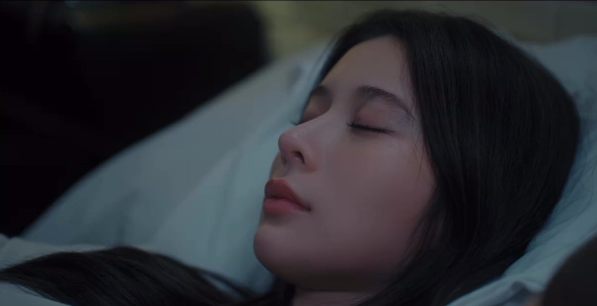malisorn69's tweet photo. Ang ganda gandaaaaa moooo @Kaosupassara9 #LoveDesignEp3 https://t.co/2v8vmOMETB