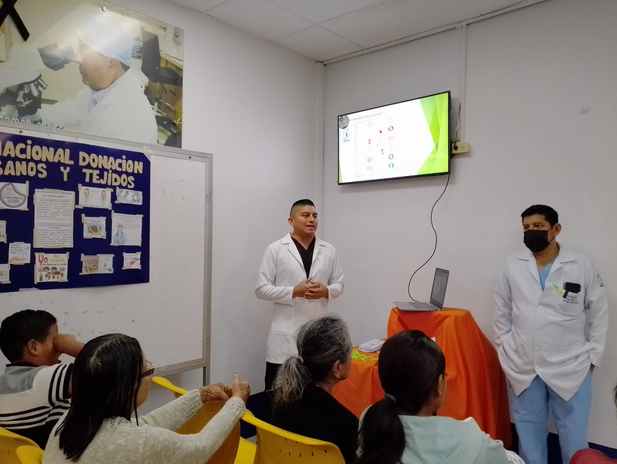 IESS_Manabi's tweet photo. #IESSenAcción | 💚 El Hospital del Día Jipijapa conmemoró el Día Nacional de la Donación de Órganos y Tejidos con una charla dirigida a los usuarios.🏥

Promover la donación salva vidas. 🙌 https://t.co/Ekldb4BdL5
