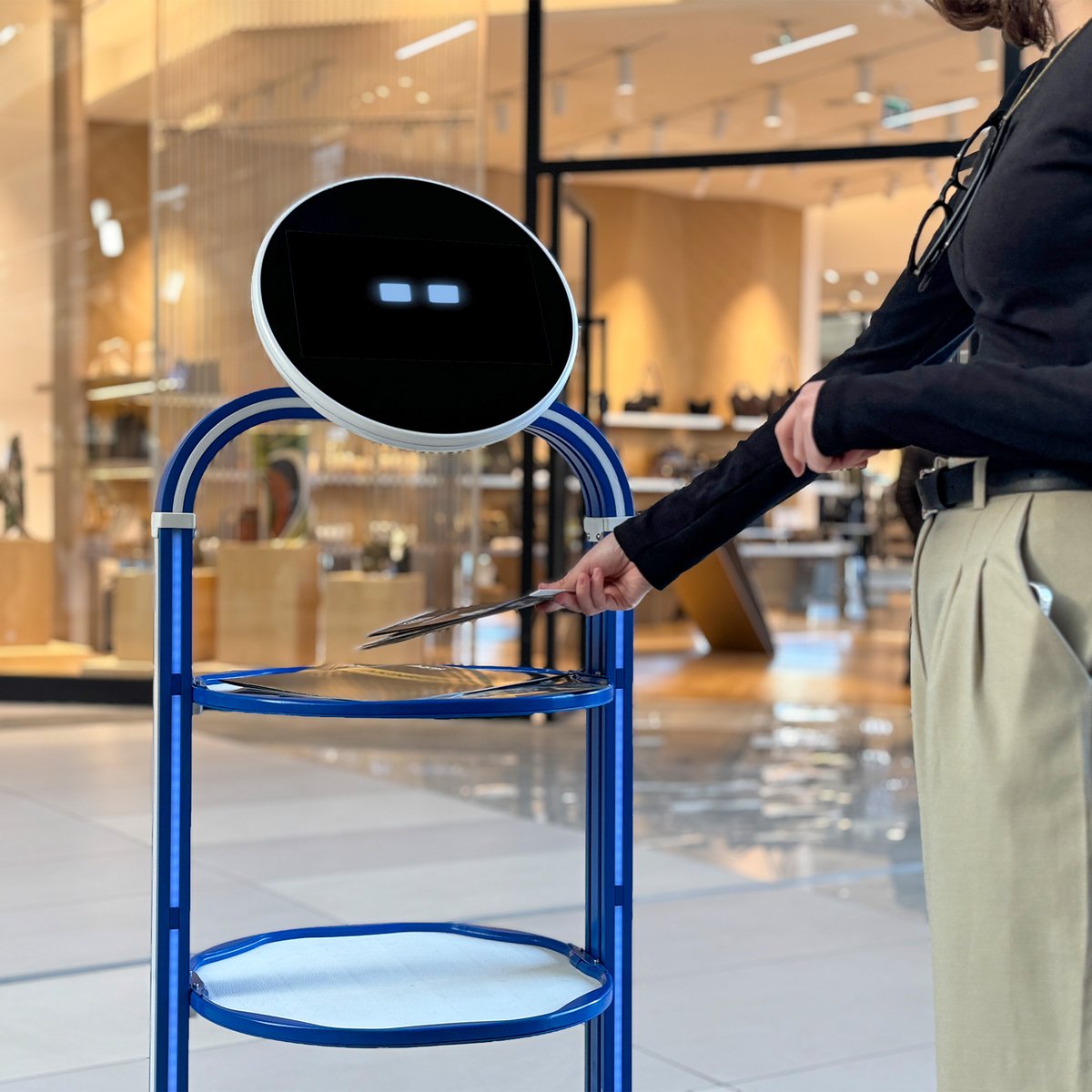 Akinrobotics's tweet image. With the AKINROBOTICS Service Robot V3, services are now much smarter and much more enjoyable...
AKINROBOTICS Servis Robotu V3 ile servisler artık çok daha akıllı, çok daha keyifli...
#robot #servisrobotu #servicerobot #robotics #akinrobotics