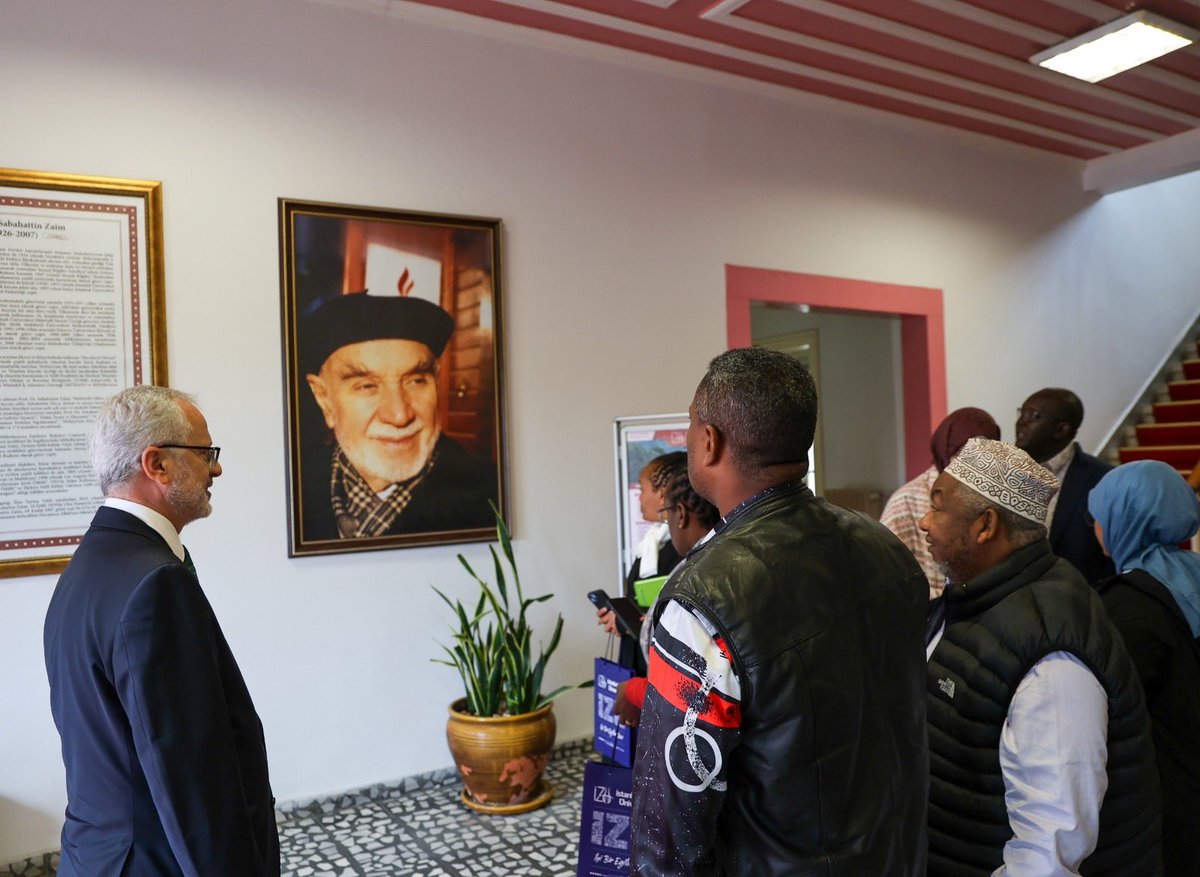 A delegation from Mombasa, Kenya, led by Hon. Dr. Mbwarali Kame, visited Istanbul S. University &amp; met with Vice Rector Prof. Dr. İsmail Küçük.
The meeting focused on strengthening educational cooperation &amp; exploring future collaboration opportunities between Mombasa &amp; IZU