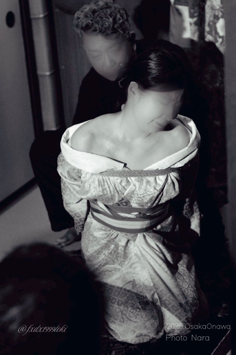 fxdx1999toki's tweet photo. 引き続き大阪大繩の写真を
いただきましたので掲載
白黒もとてもcoolなので見てほしいです👍💫

Organizer：吉田よい様@yoisans 
Photo：奈良様
@nara78nagoya 

#2025大阪大繩 https://t.co/KoJ72KiJSa