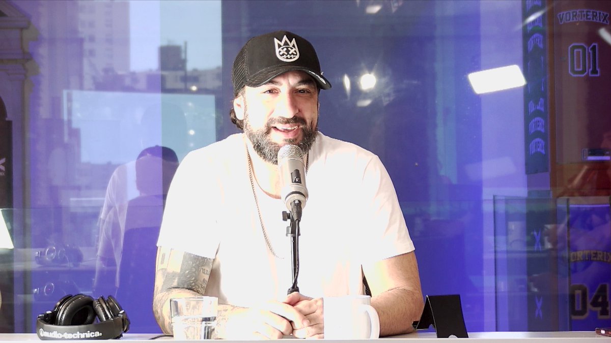 Vorterix's tweet image. Así te reciben en el cielo