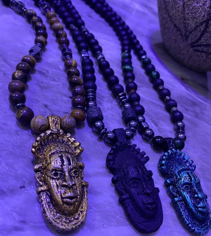 Beautiful beaded necklace available 
Send a DM to order
Port Harcourt 
Delivery nationwide