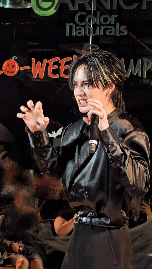 ออมกรือ~ 🤏🏻

SANTA HIGHLOWEEN MONTH

#GarnierHairlighterxSanta
#Santapp