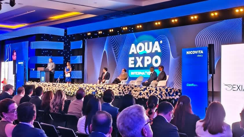 El día de ayer, Juan Carlos Navarro, presidente, y Luis Alberto Salvador, vicepresidente ejecutivo de la Cámara de Industrias, participaron en AquaExpo 2025 🦐, un espacio que reúne al sector camaronero nacional e internacional para promover la innovación, sostenibilidad y