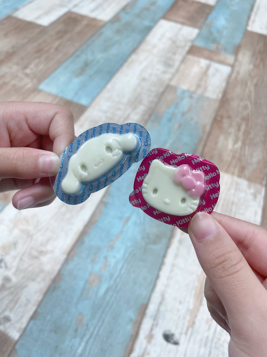 アン様 アニュアンス anuans センターダーツワイドデニムパンツ （BLUE