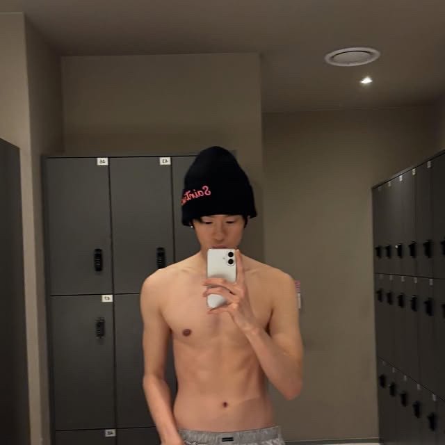 hyooooee's tweet photo. 느좋 https://t.co/a3tmFfOfTI