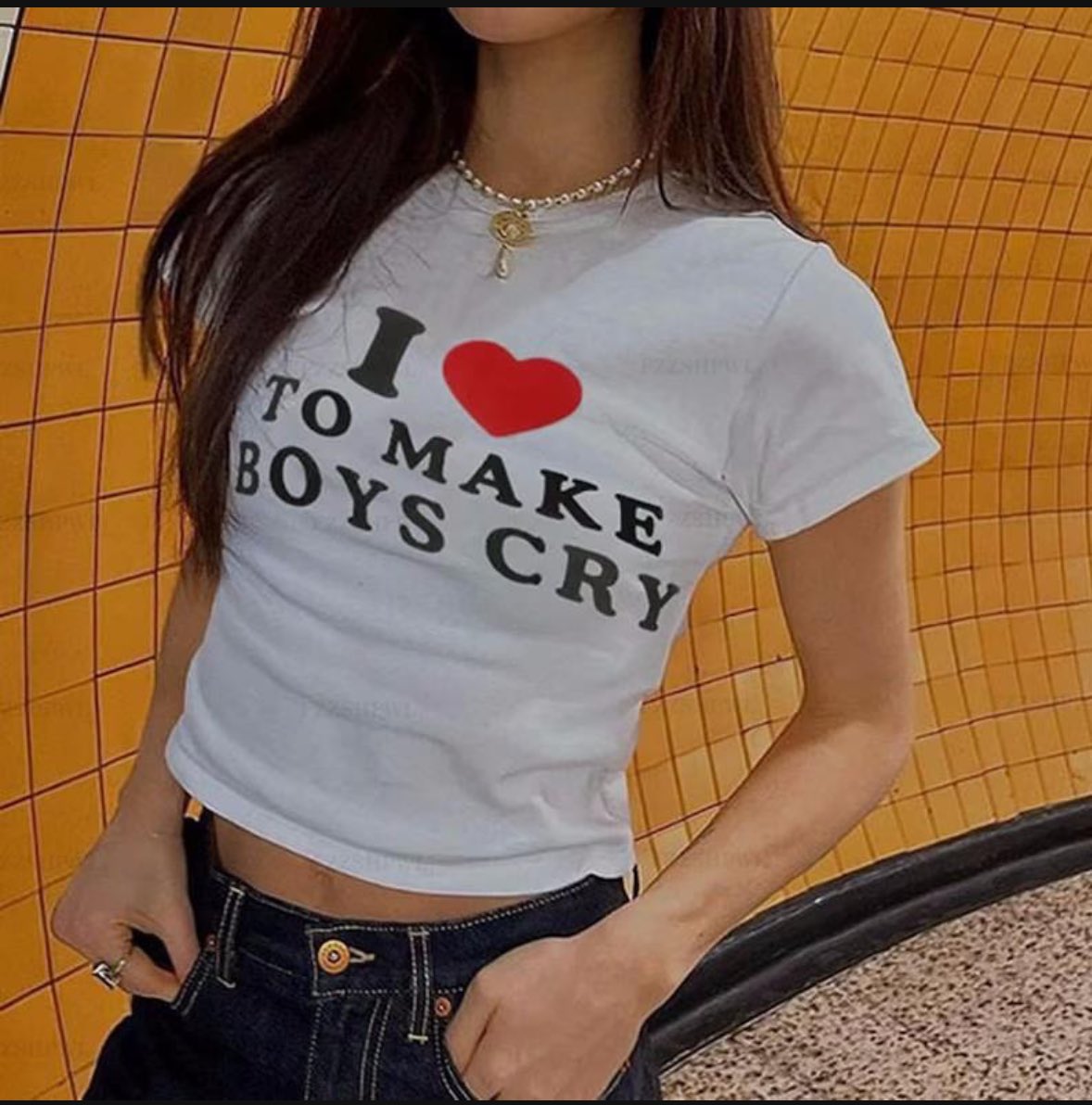 A_gat_L's tweet image. Je veux des t-shirts comme ça mais avec des messages tech genre “python baddie” “terraform queen” “I ❤️ unit testing”