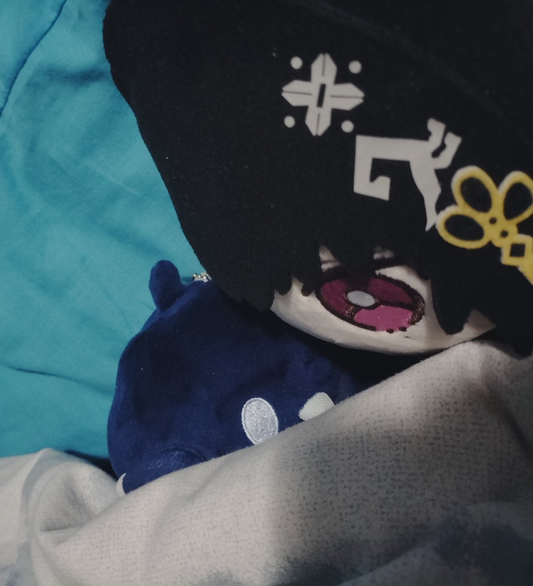 I stayed up late to watch Wissa oops.
Time for honk shoo

Have a good night Nerissa, wishing you a nice sleep and sweet dreams. Thanks for cheering me up, even inadvertently, it means a lot.
Lots of love to you 💙
#RissaLIVE