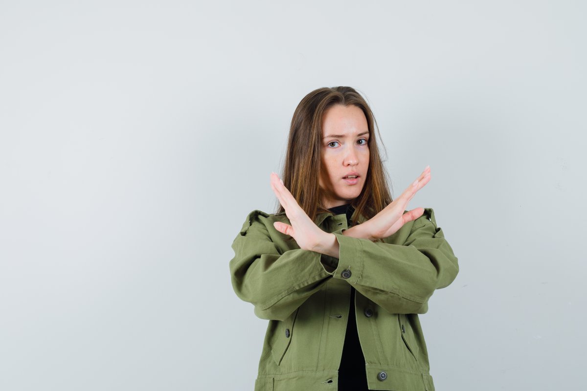 Aprender a decir 'no' en algunas situaciones es sinónimo de saber priorizar nuestras necesidades sobre las de los demás. ¡Cuida tu #SaludMental con estas sencillas técnicas! #TuSaludDelMañana particulares.quironprevencion.com/salud-mental/d…