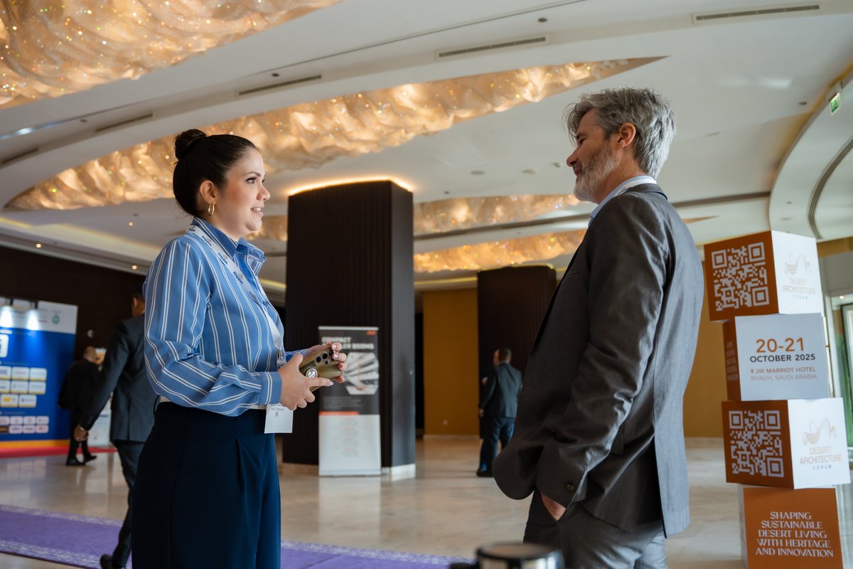 DesArchForum's tweet image. The day kicked off with caffeine, conversations, and creativity! ☕
Architects and innovators gathered to connect, collaborate, and shape the future of desert architecture.

#DesertArchitecture #Networking
