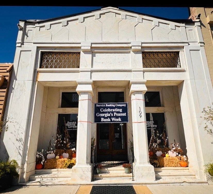 Boston is gearing up for Georgia Peanut Bank Week!! 🥜🏦