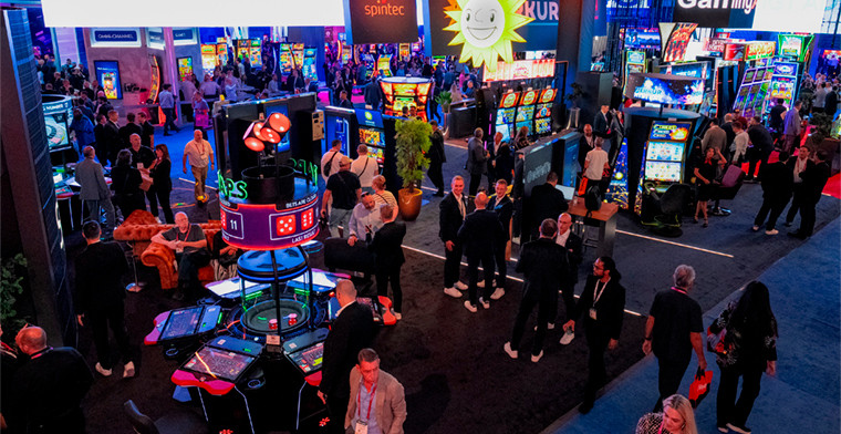 soloazarok's tweet image. #Spintec exhibió su colección de productos con su socio estratégico Merkur Gaming en @G2Eshows  Las Vegas
soloazar.com/es/category/ev… 

#SpintecCharismaG2E2025 
#InnovaciónMultijuego
#RuletaGalacticSpin 
#SoloAzar #News