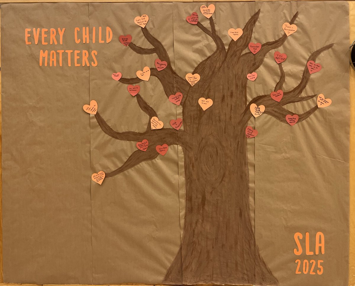 Our community came out for the school event and added messages of hope, prays and remembrance to the tree.  

Some sending thoughts and love to our own community survivors 🧡💔
<a href="/NunatuKavut/">NunatuKavut</a>